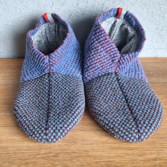 Bombas Merino Gripper Slippers Large Mens 10-12.5 Womens 12-14 Maroon Blue - Picture 2 of 9